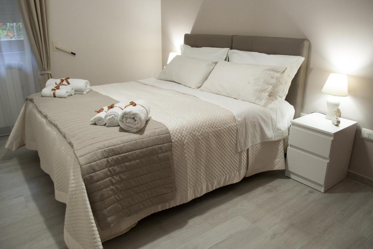Bed and Breakfast L' Albero Di Giada Caserta Exterior foto