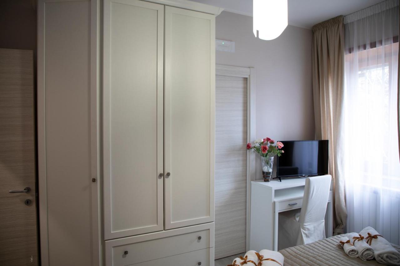 Bed and Breakfast L' Albero Di Giada Caserta Exterior foto